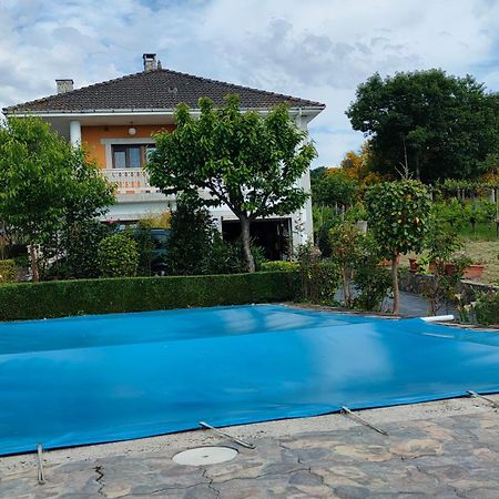Villa Con Piscina En Panton Ribeira Sacra Galicia Ideal Para Familias المظهر الخارجي الصورة
