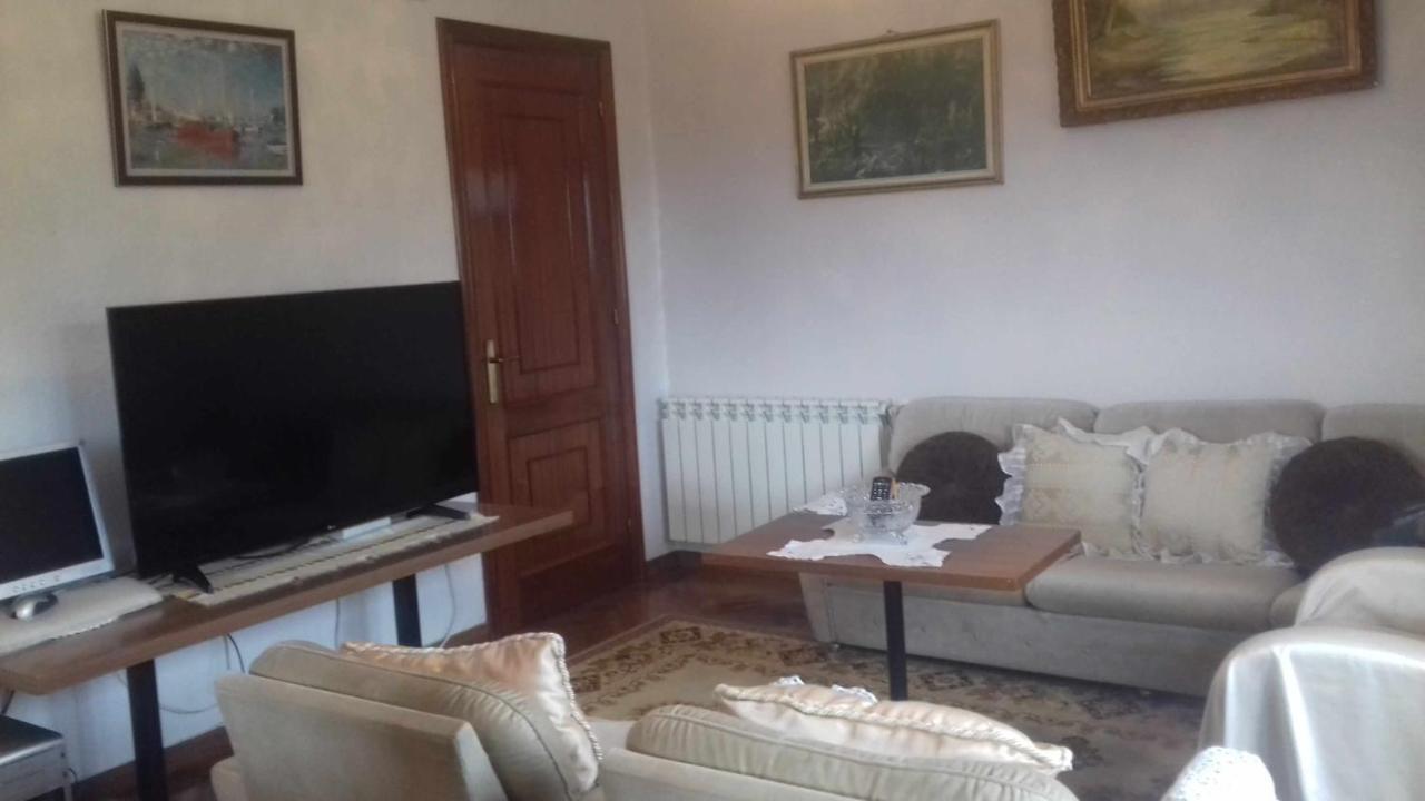 Villa Con Piscina En Panton Ribeira Sacra Galicia Ideal Para Familias المظهر الخارجي الصورة
