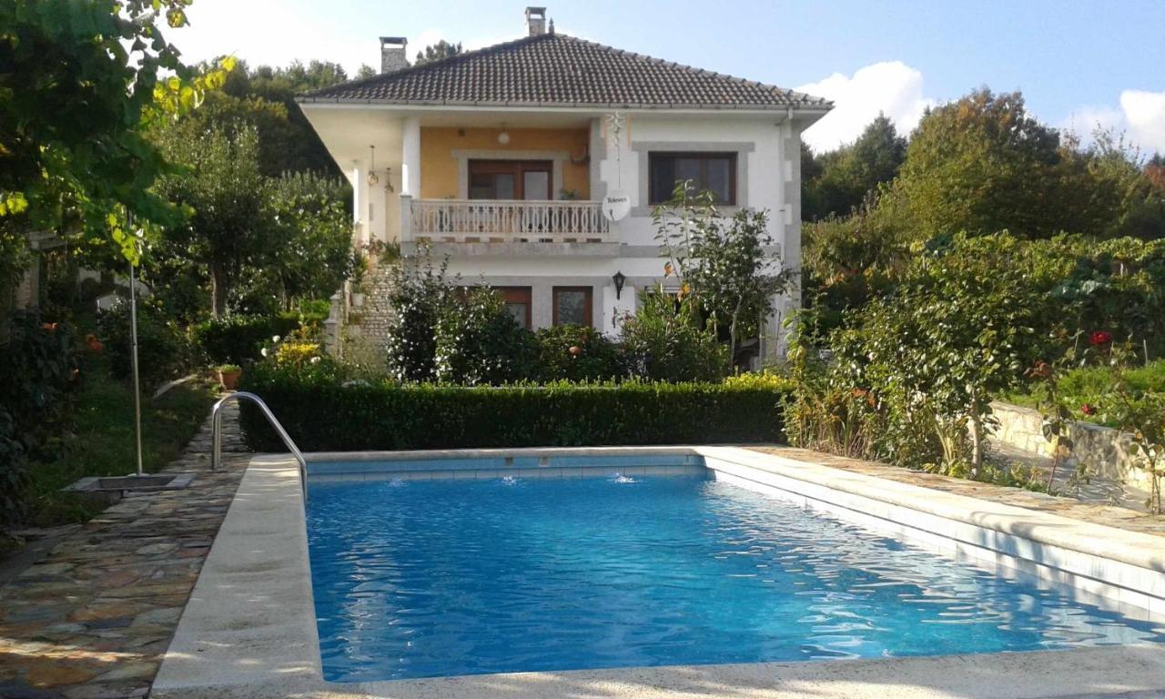 Villa Con Piscina En Panton Ribeira Sacra Galicia Ideal Para Familias المظهر الخارجي الصورة
